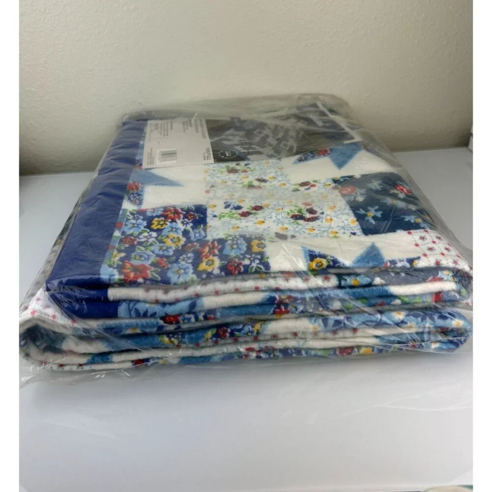 Beacon Blanket NEW Star Patch Blue Floral TWIN/FULL Size 72x90 Country Farmhouse